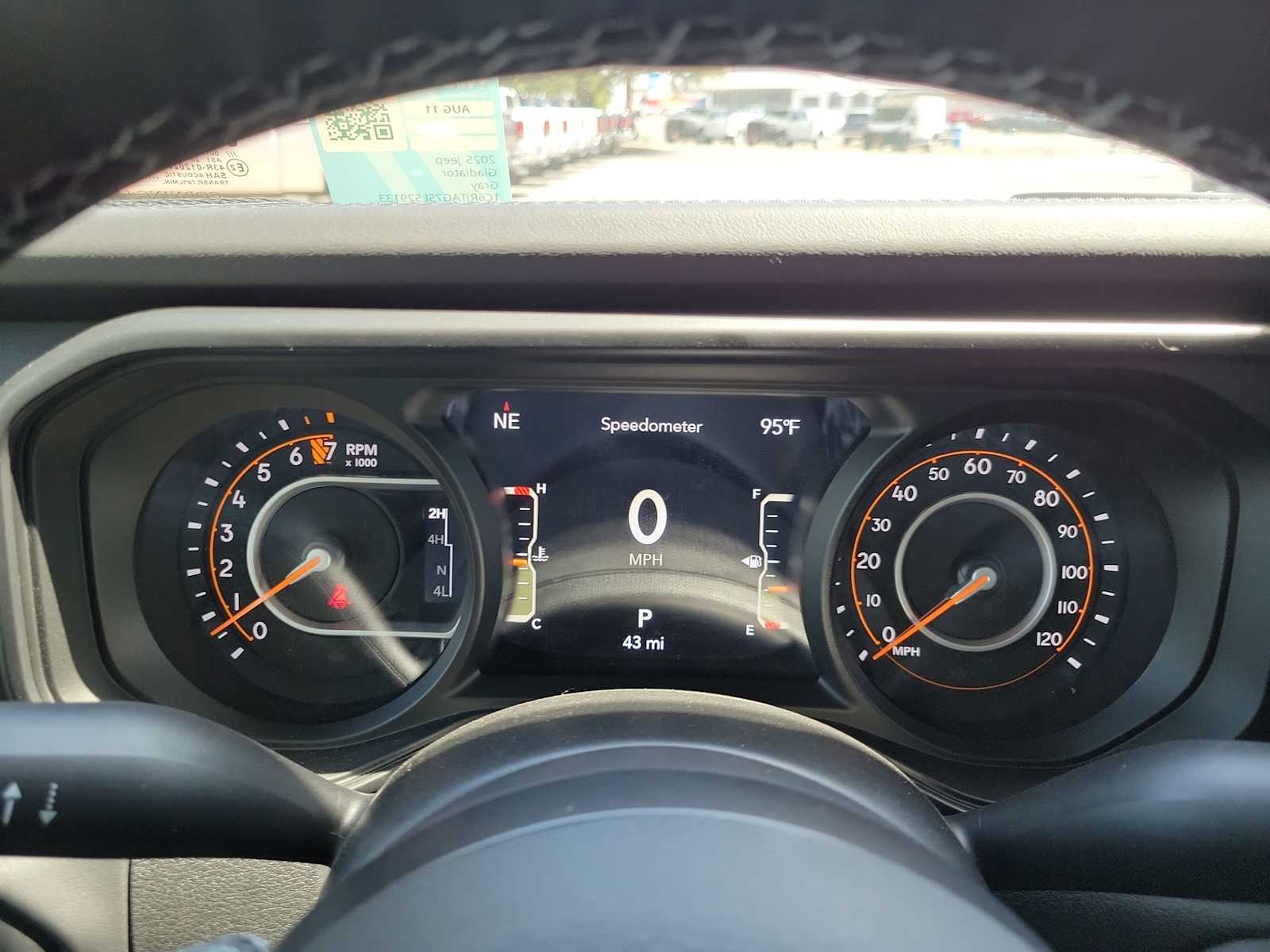 Thumbnail: 2025 Jeep Gladiator - 18