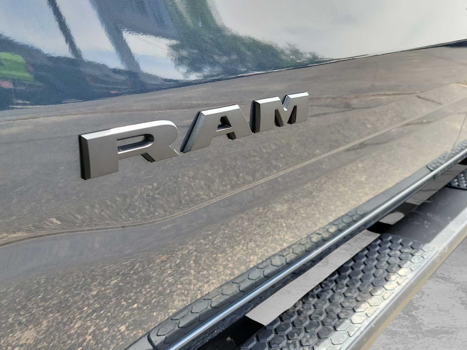Thumbnail: 2026 RAM 1500 - 3