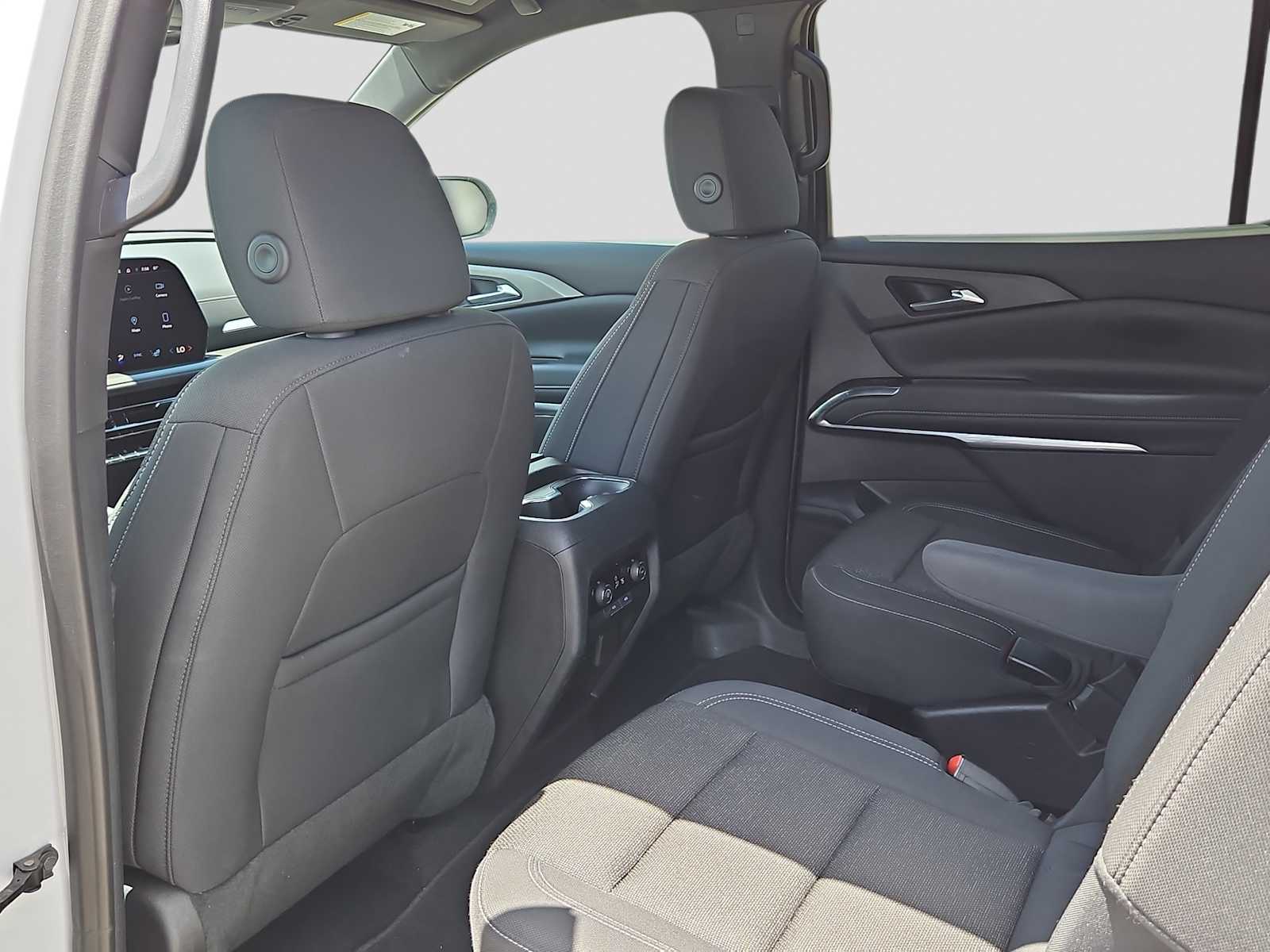 Thumbnail: 2024 Chevrolet Traverse - 7