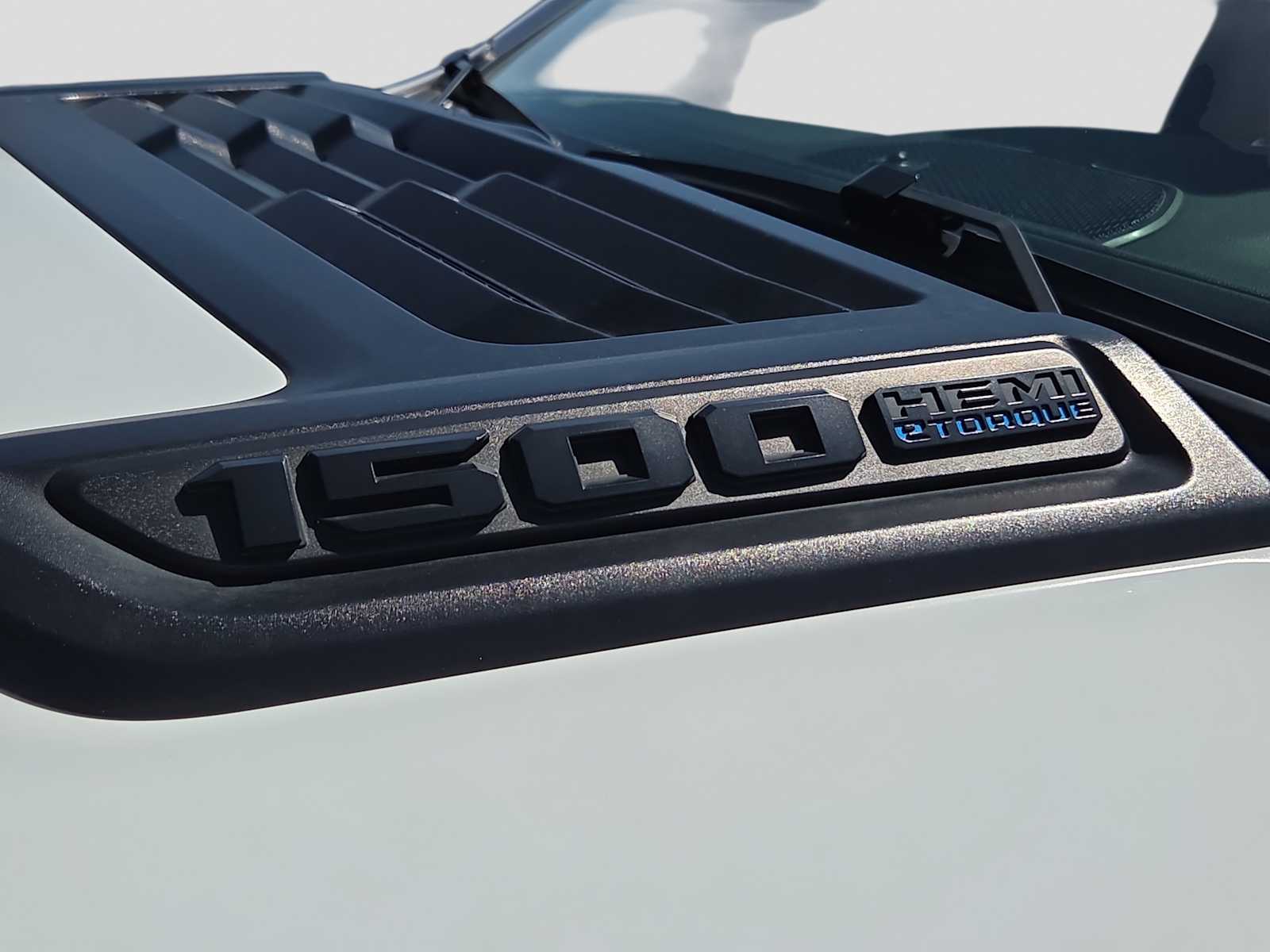 Thumbnail: 2024 RAM 1500 - 9