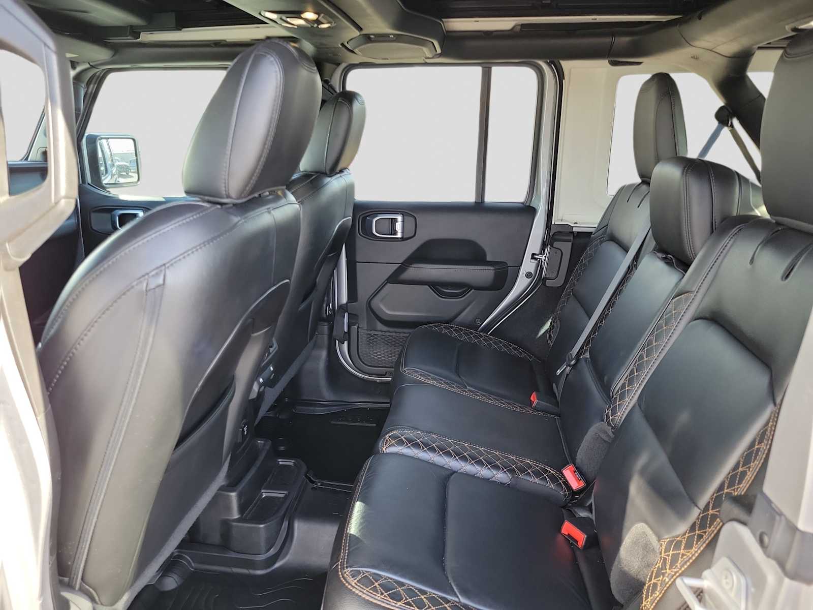 Thumbnail: 2021 Jeep Wrangler - 12