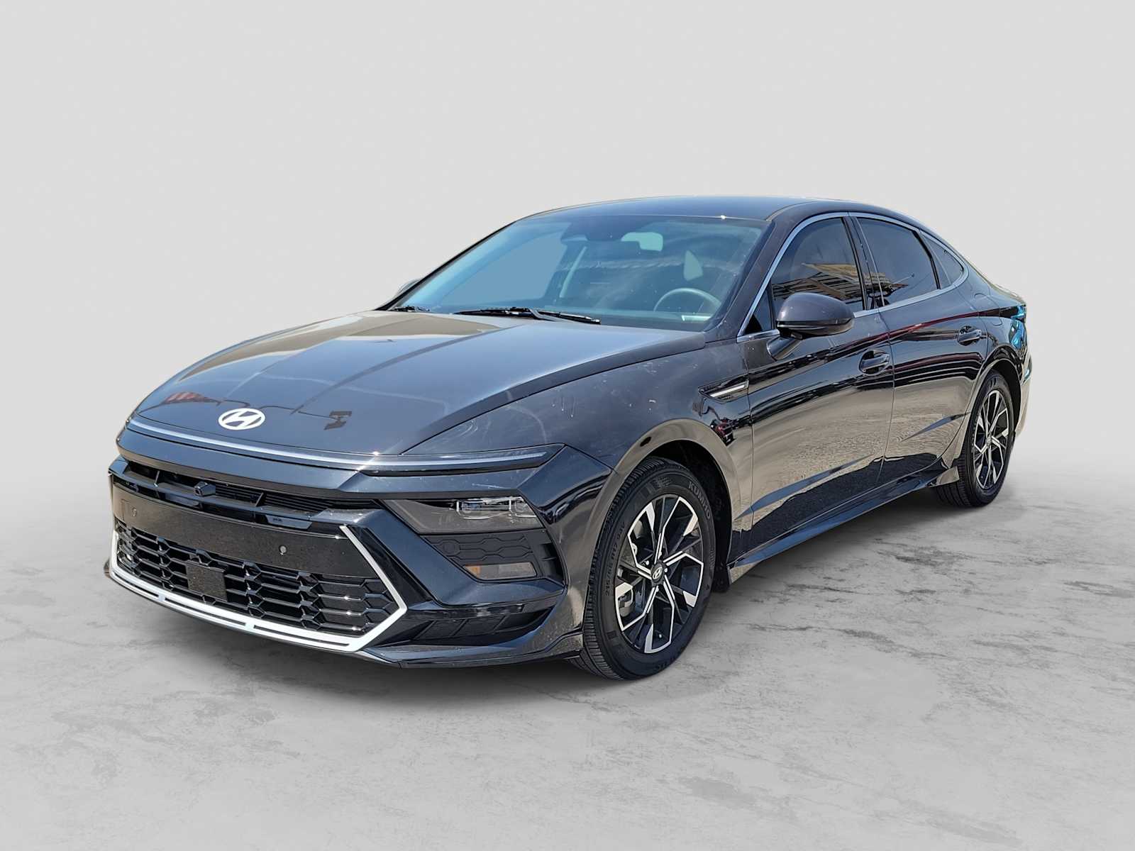 Thumbnail: 2025 Hyundai Sonata - 1