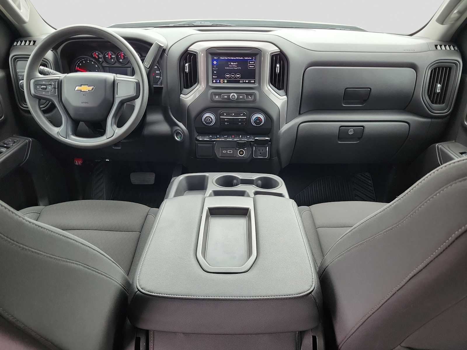 Thumbnail: 2025 Chevrolet Silverado 1500 - 6