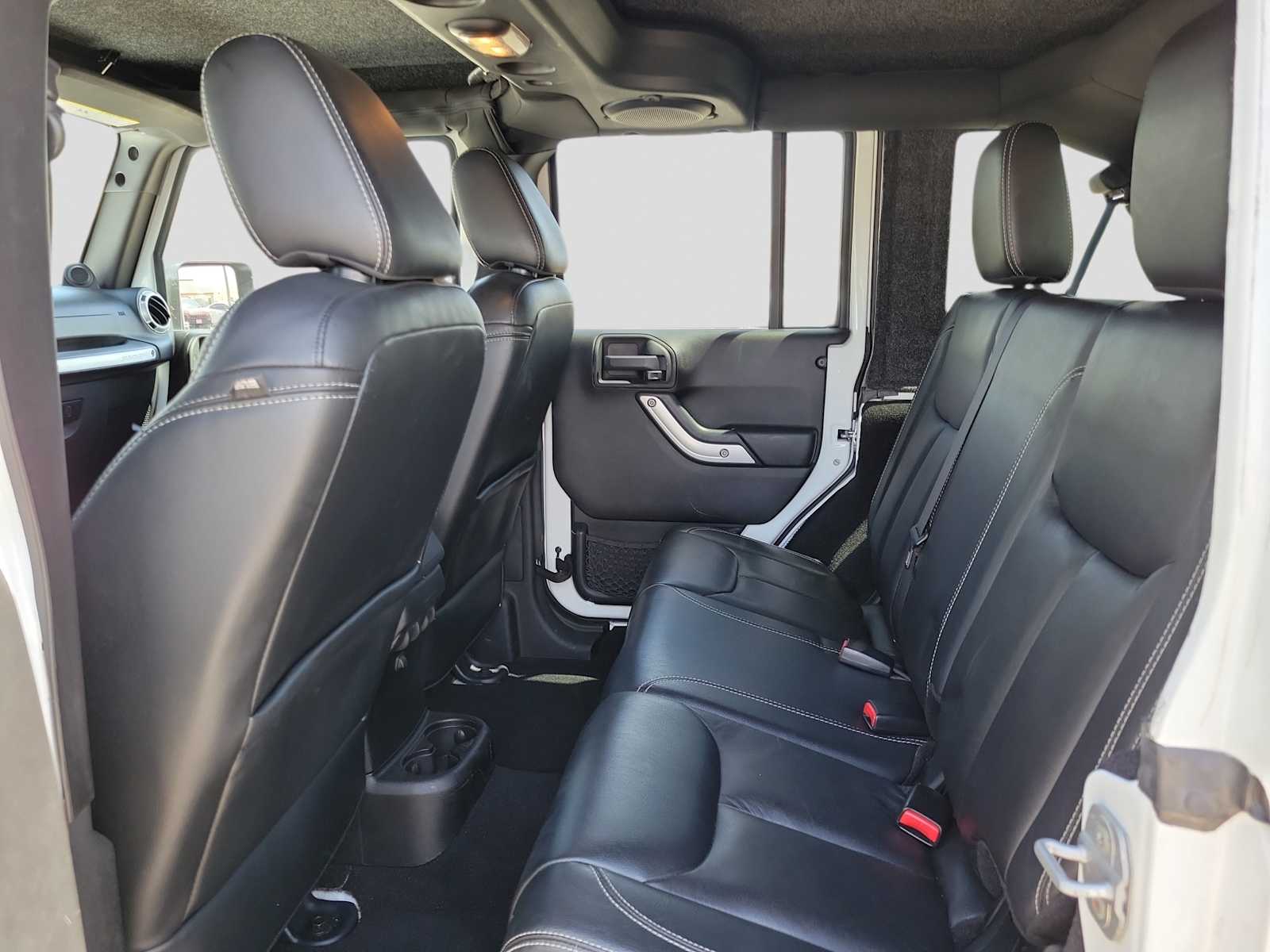 Thumbnail: 2014 Jeep Wrangler - 12