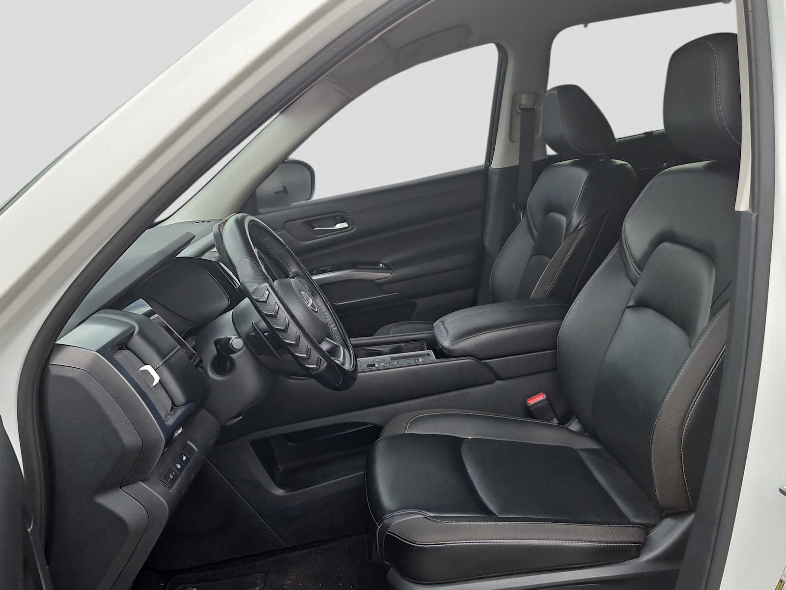 Thumbnail: 2024 Nissan Pathfinder - 7