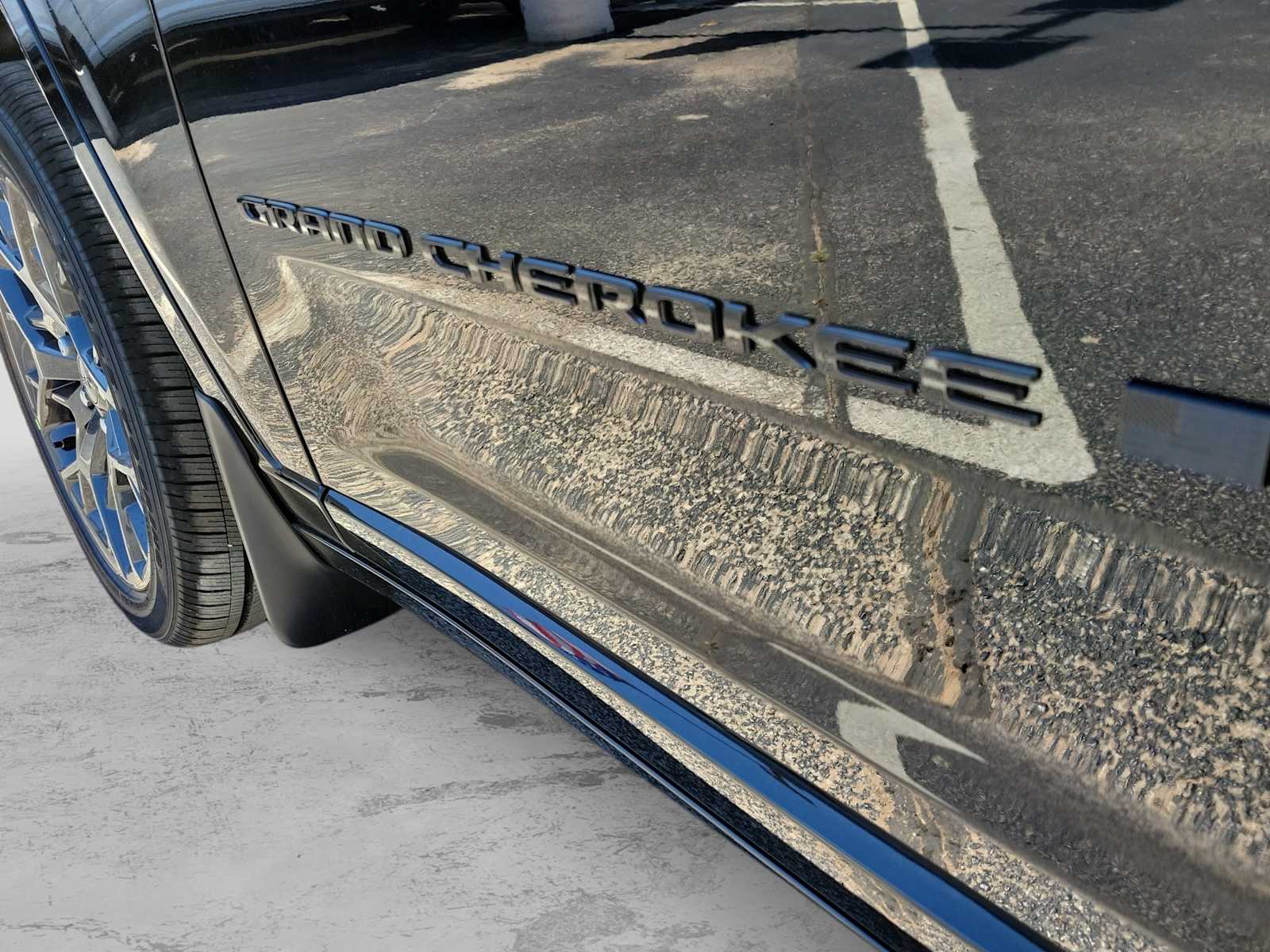 Thumbnail: 2026 Jeep Grand Cherokee - 3