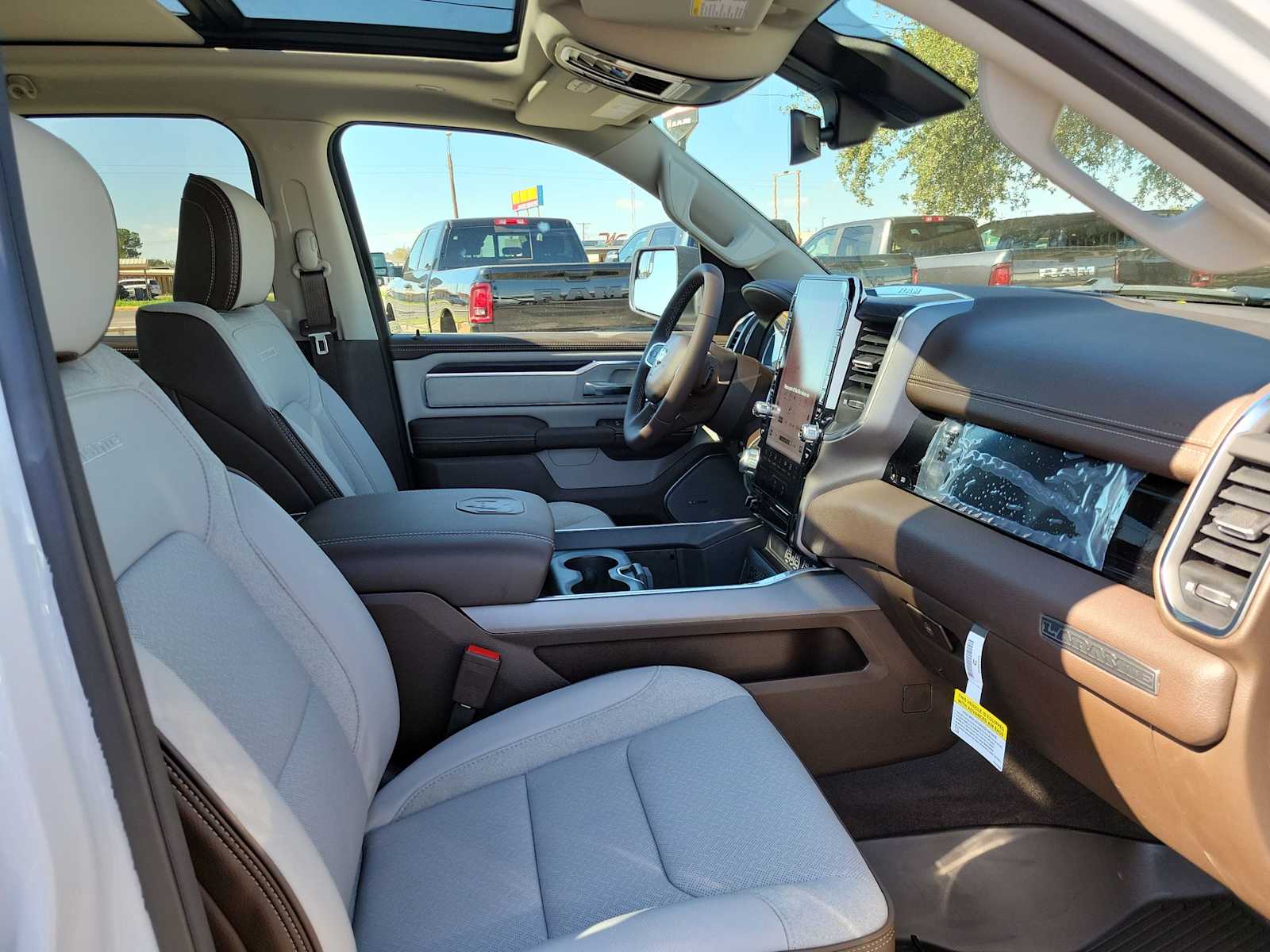 Thumbnail: 2026 RAM 1500 - 14