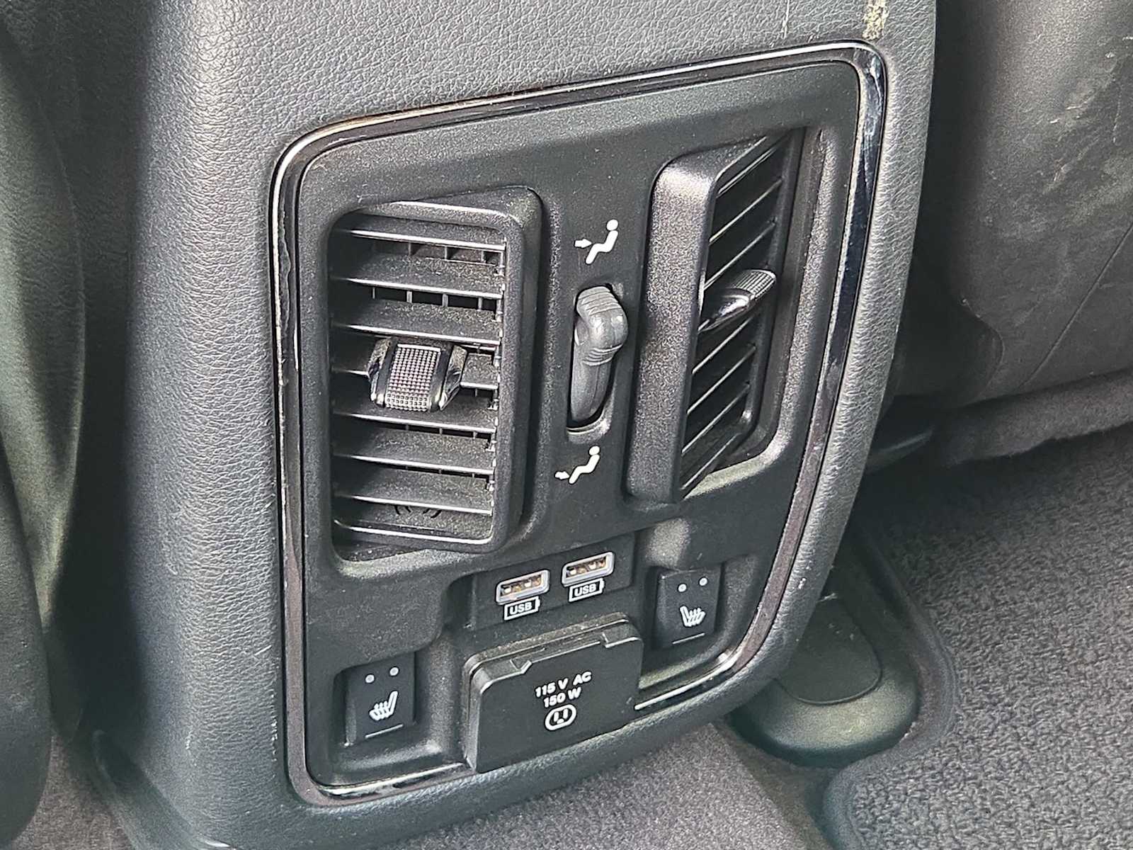 Thumbnail: 2019 Jeep Grand Cherokee - 9