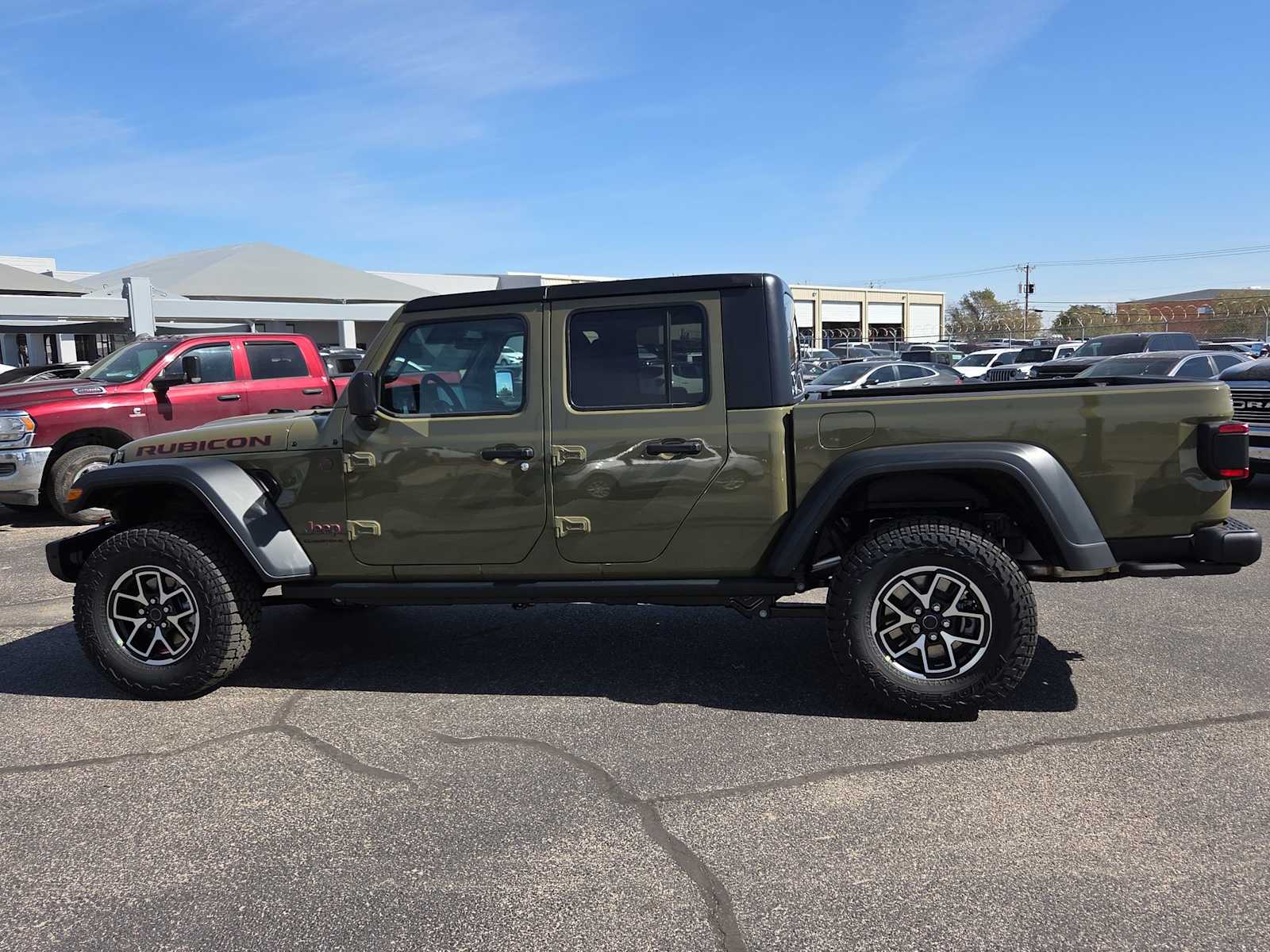 Thumbnail: 2025 Jeep Gladiator - 3