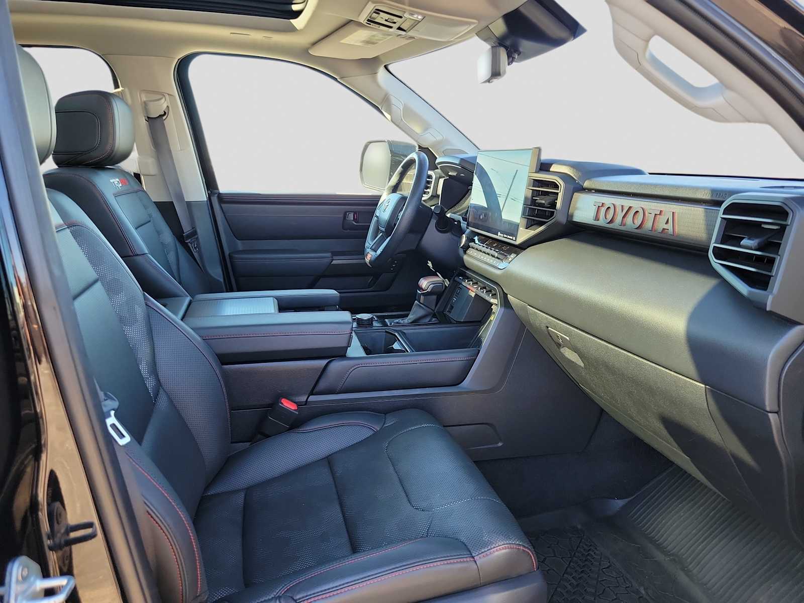 Thumbnail: 2023 Toyota Tundra - 14