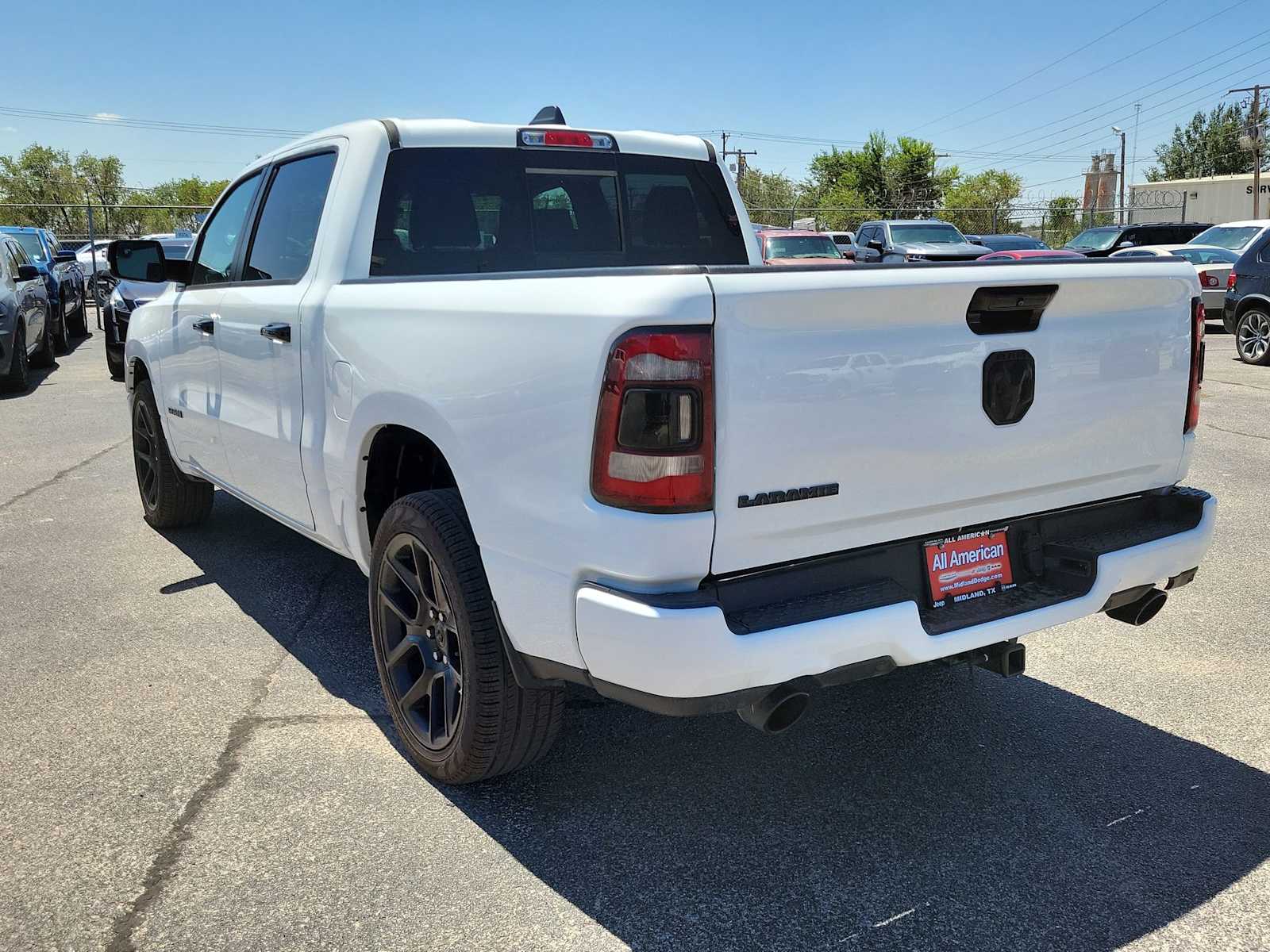 2024 Ram 1500 Laramie photo 4