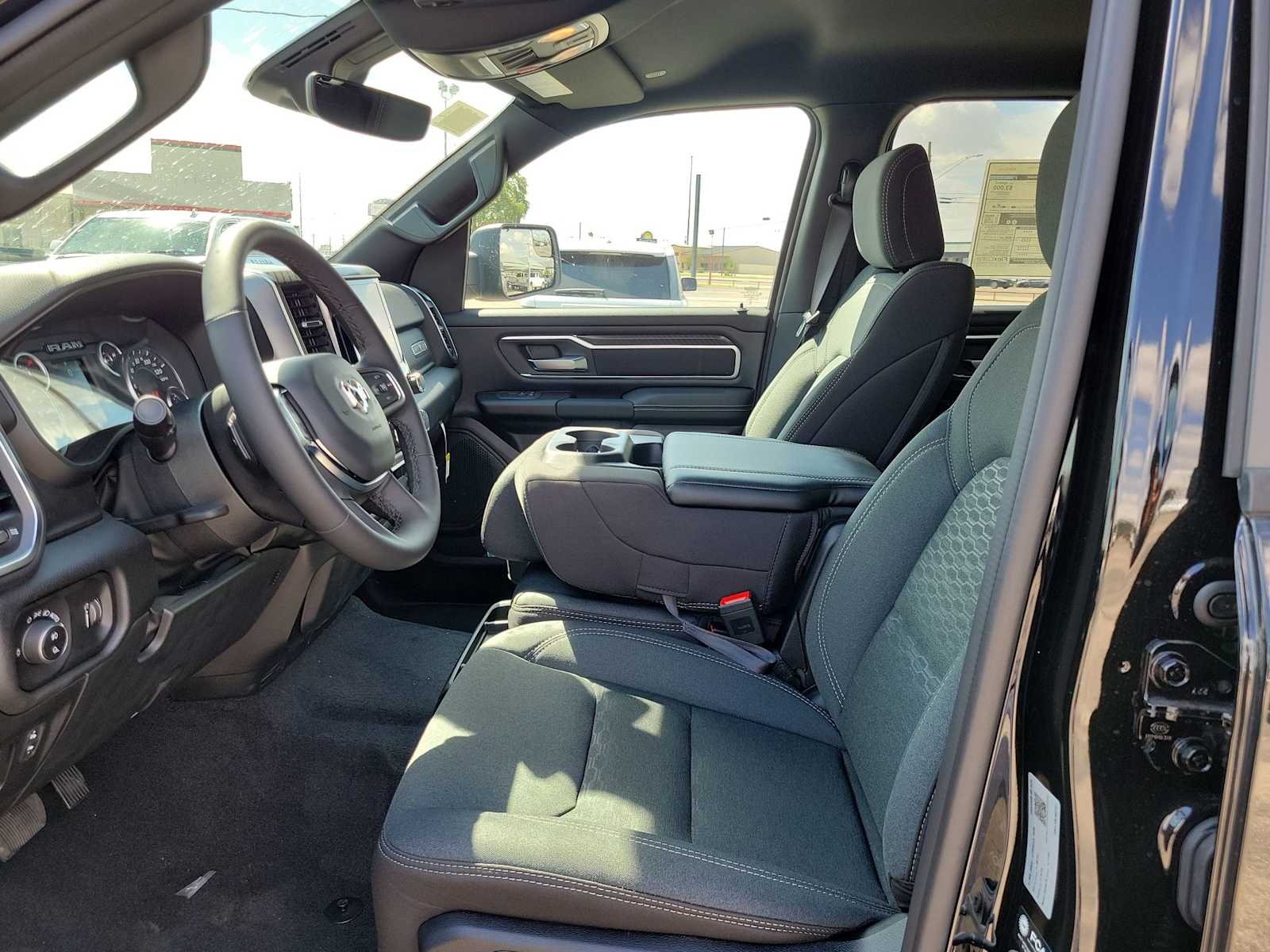 Thumbnail: 2025 RAM 1500 - 11