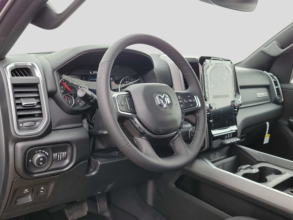 New 2026 Ram 1500 LONE STAR CREW CAB 4X4 5'7 BOX Pickup