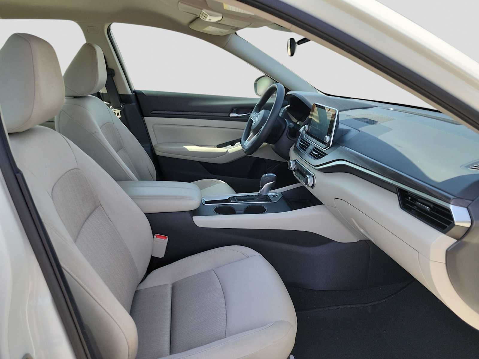 Thumbnail: 2025 Nissan Altima - 14