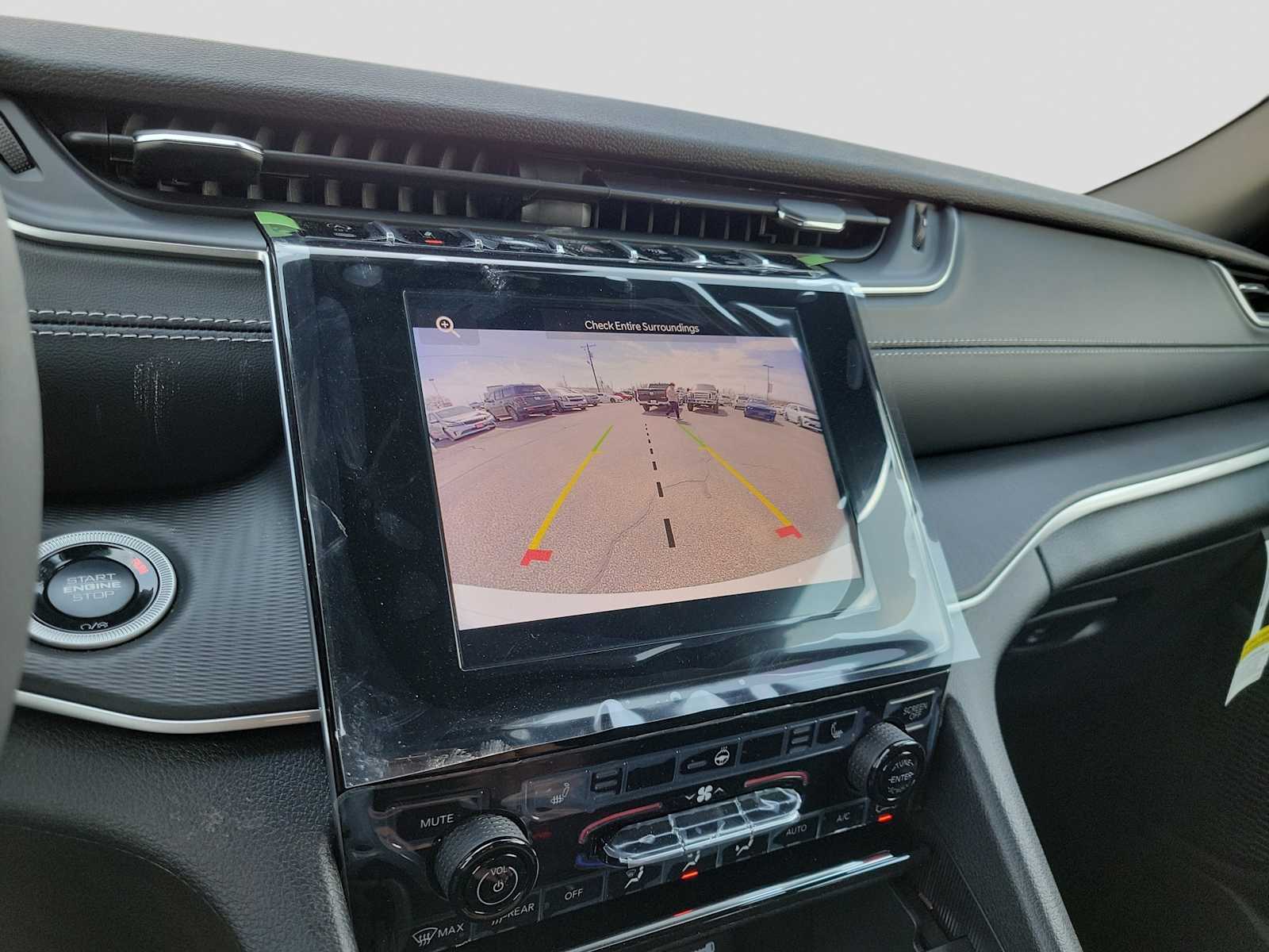 Thumbnail: 2026 Jeep Grand Cherokee - 20