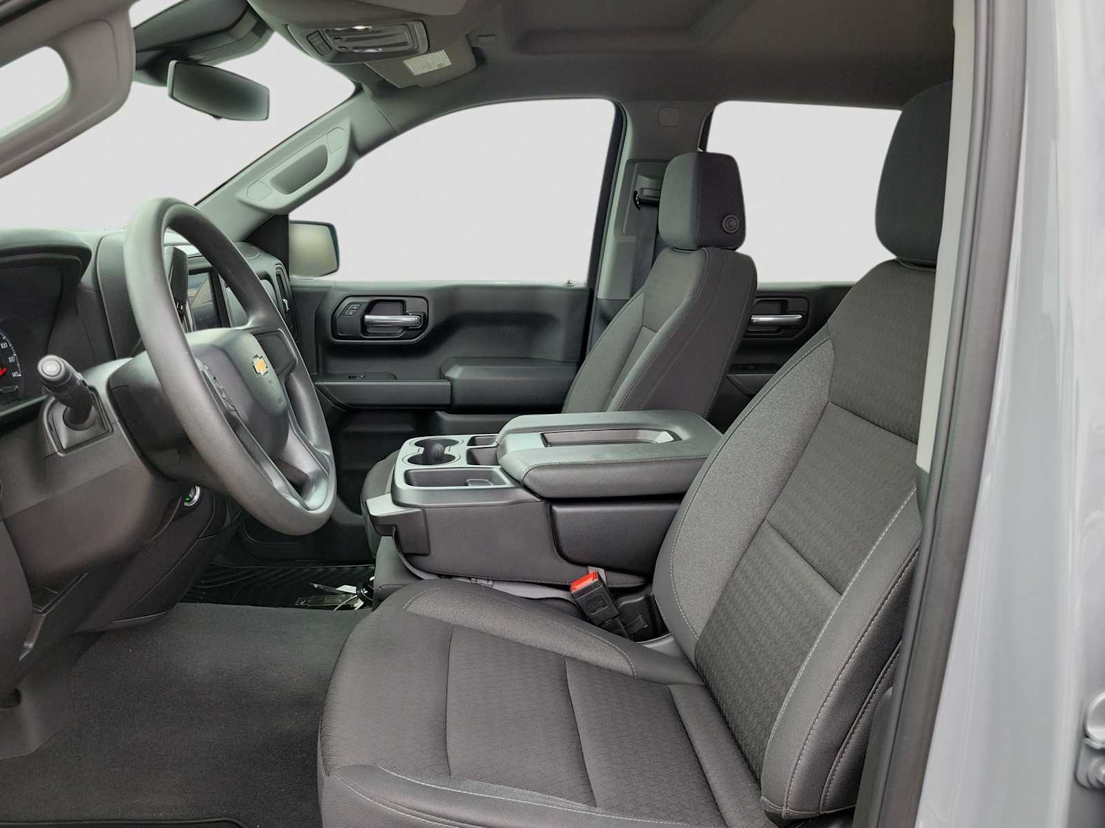 Thumbnail: 2025 Chevrolet Silverado 1500 - 7