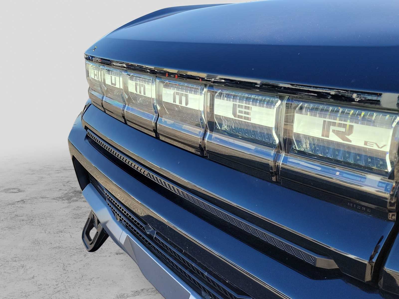 Thumbnail: 2024 GMC Hummer EV - 9