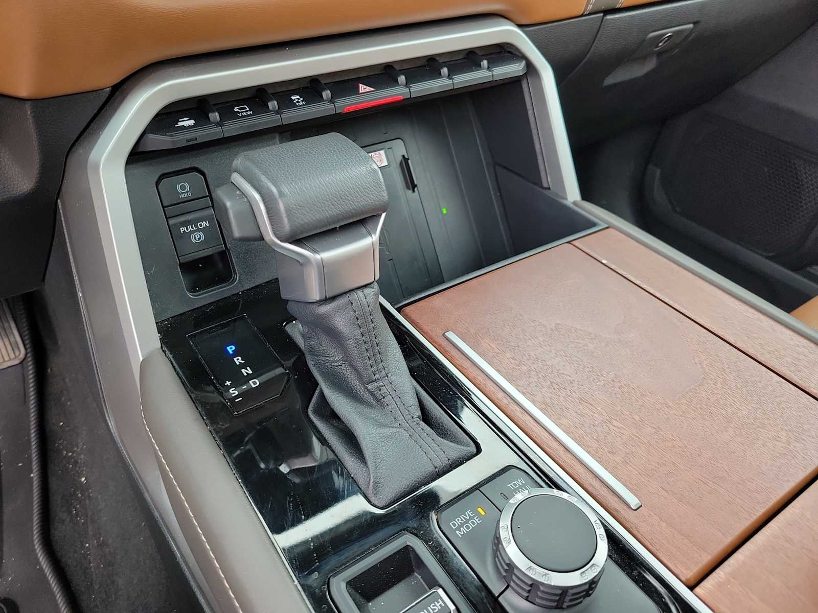 Thumbnail: 2024 Toyota Tundra - 17