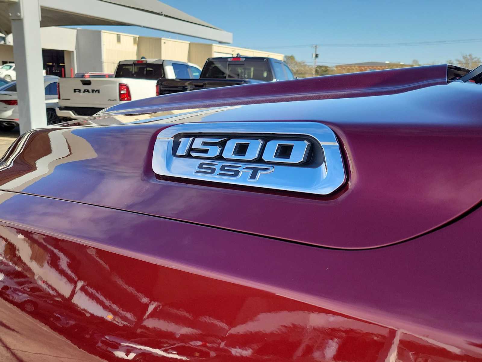 Thumbnail: 2025 RAM 1500 - 9