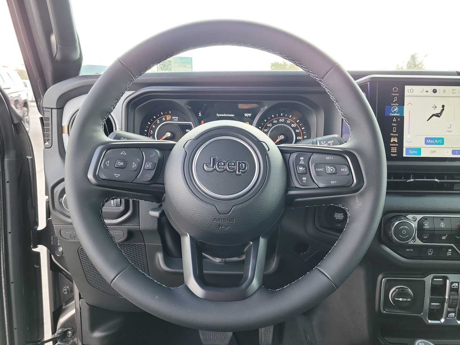 Thumbnail: 2025 Jeep Gladiator - 15