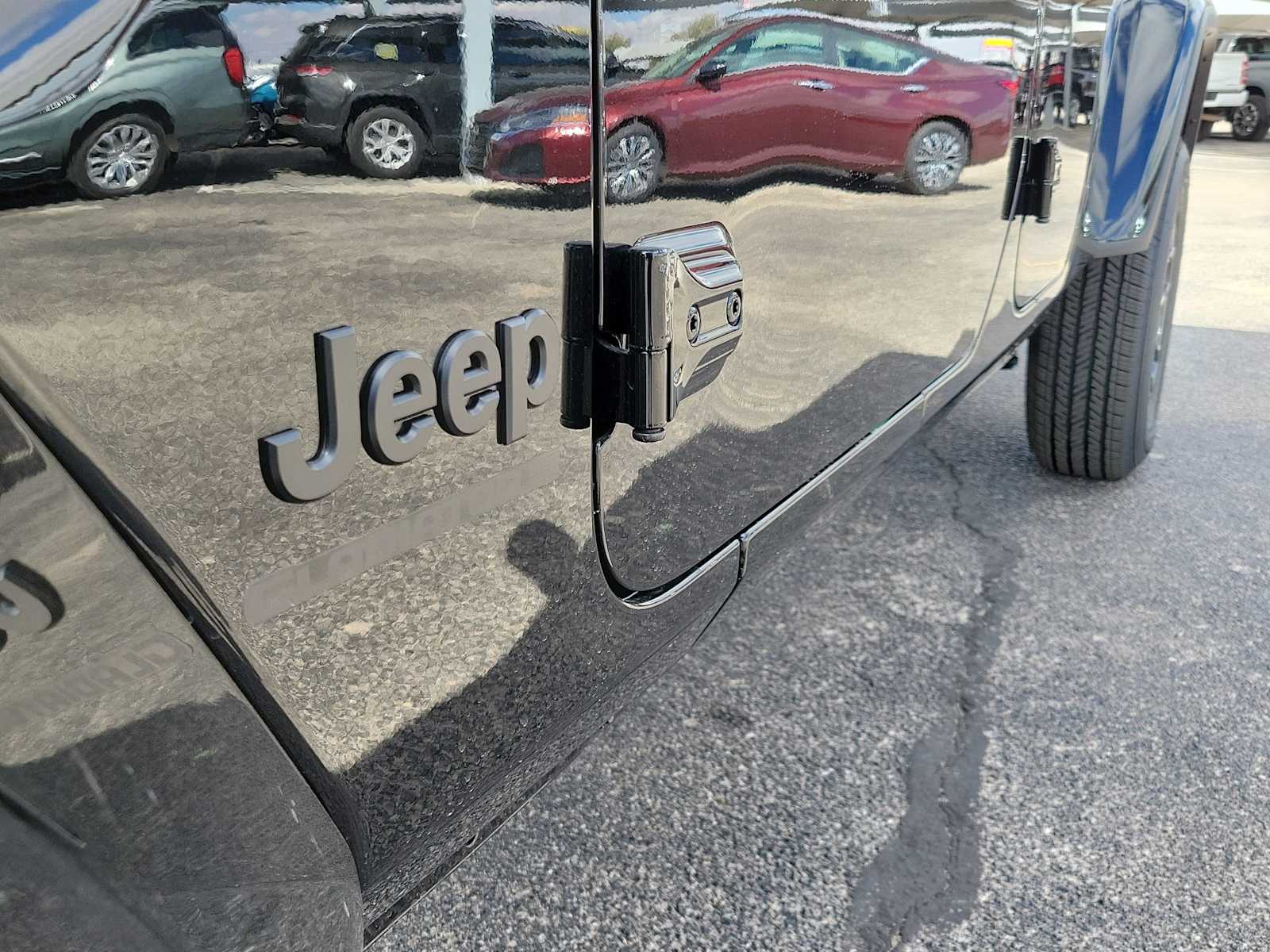 Thumbnail: 2025 Jeep Gladiator - 7