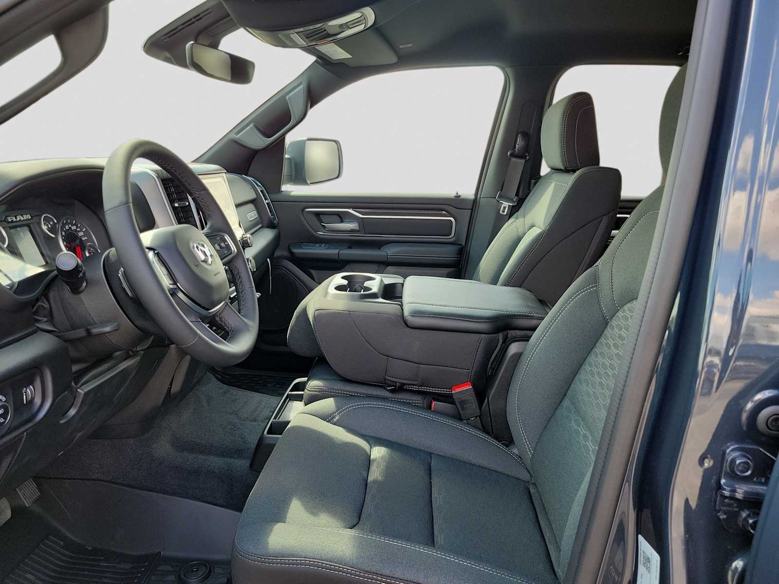 Thumbnail: 2025 RAM 1500 - 11