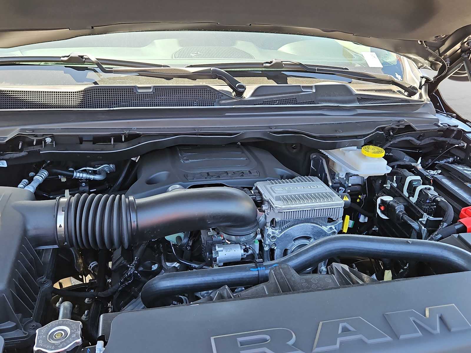Thumbnail: 2026 RAM 1500 - 5