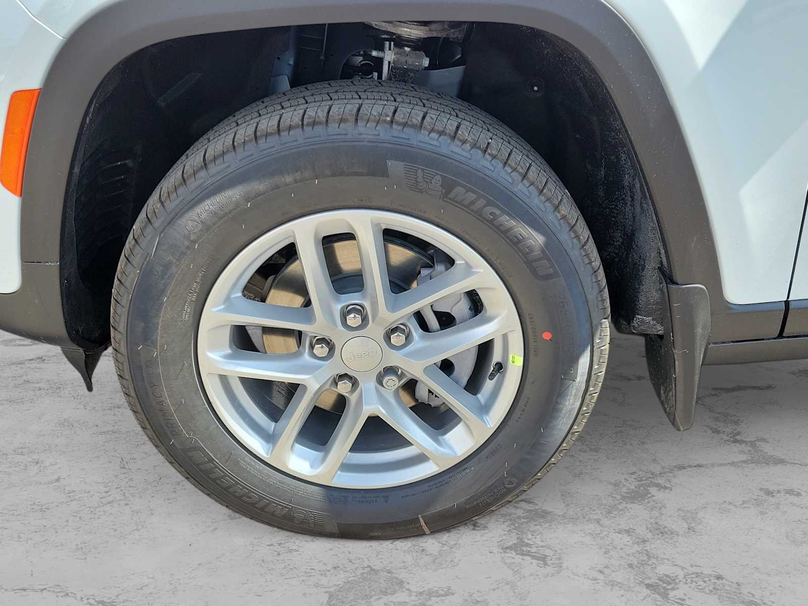 Thumbnail: 2026 Jeep Grand Cherokee - 8