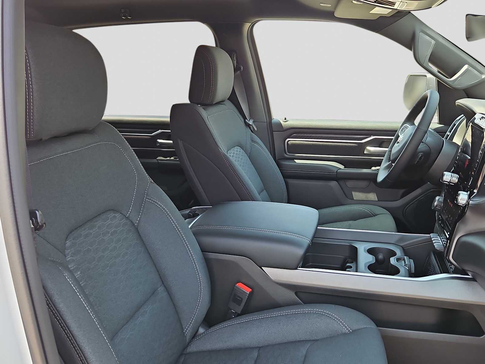 Thumbnail: 2026 RAM 1500 - 18