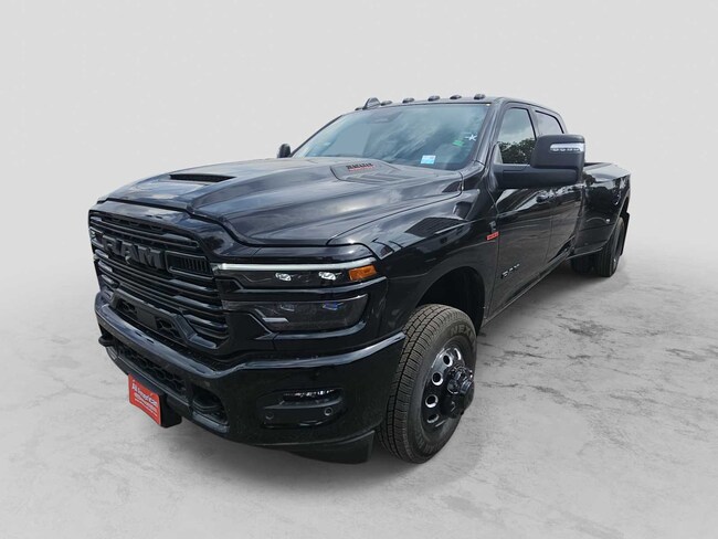 2026 Ram 3500 LARAMIE CREW CAB 4X4 8' BOX Pickup