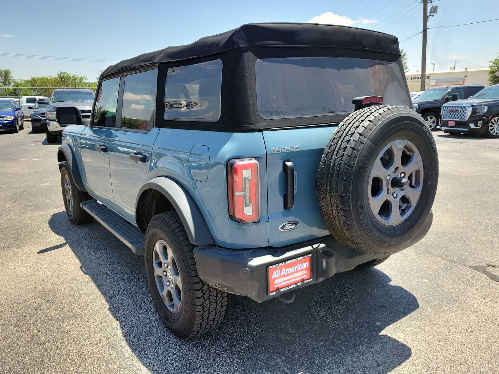 Thumbnail: 2022 Ford Bronco - 4