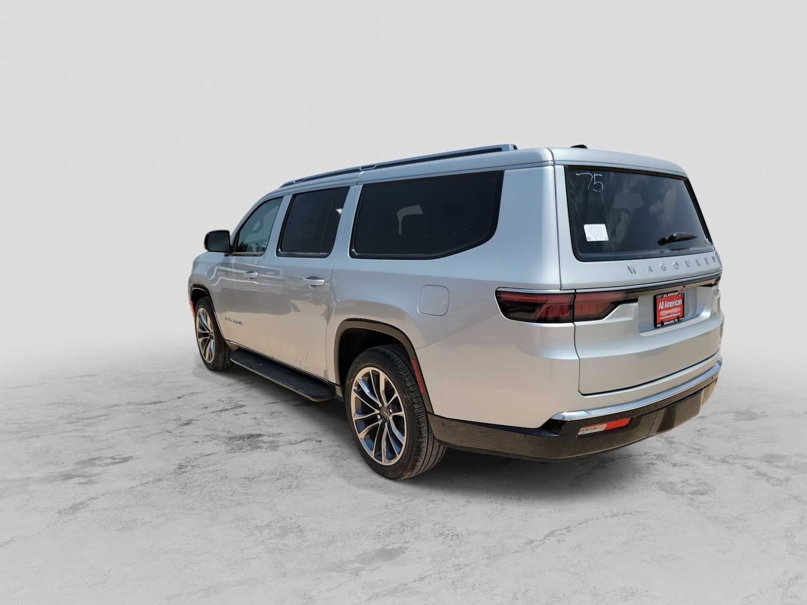 Thumbnail: 2024 Jeep Wagoneer - 4