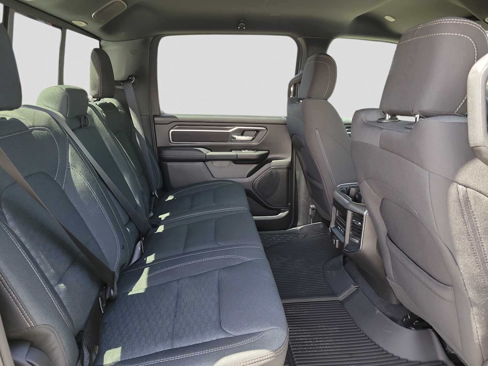 Thumbnail: 2026 RAM 1500 - 9
