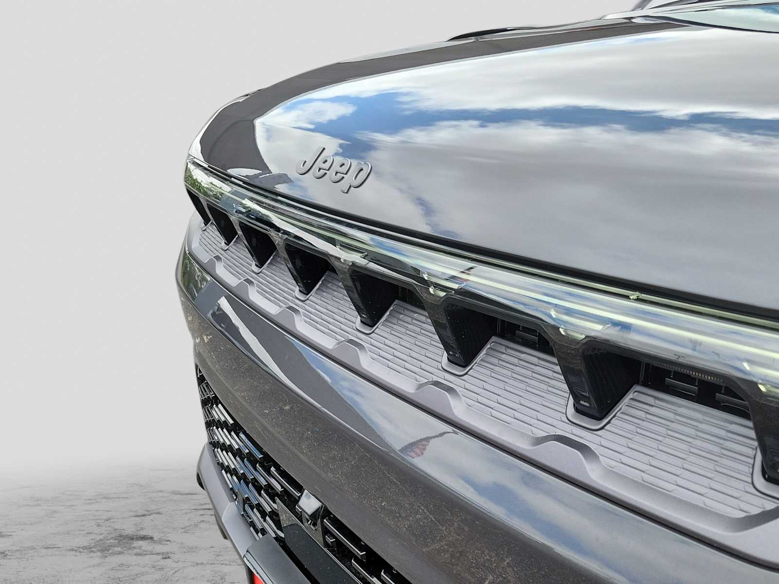 Thumbnail: 2026 Jeep Grand Wagoneer - 5