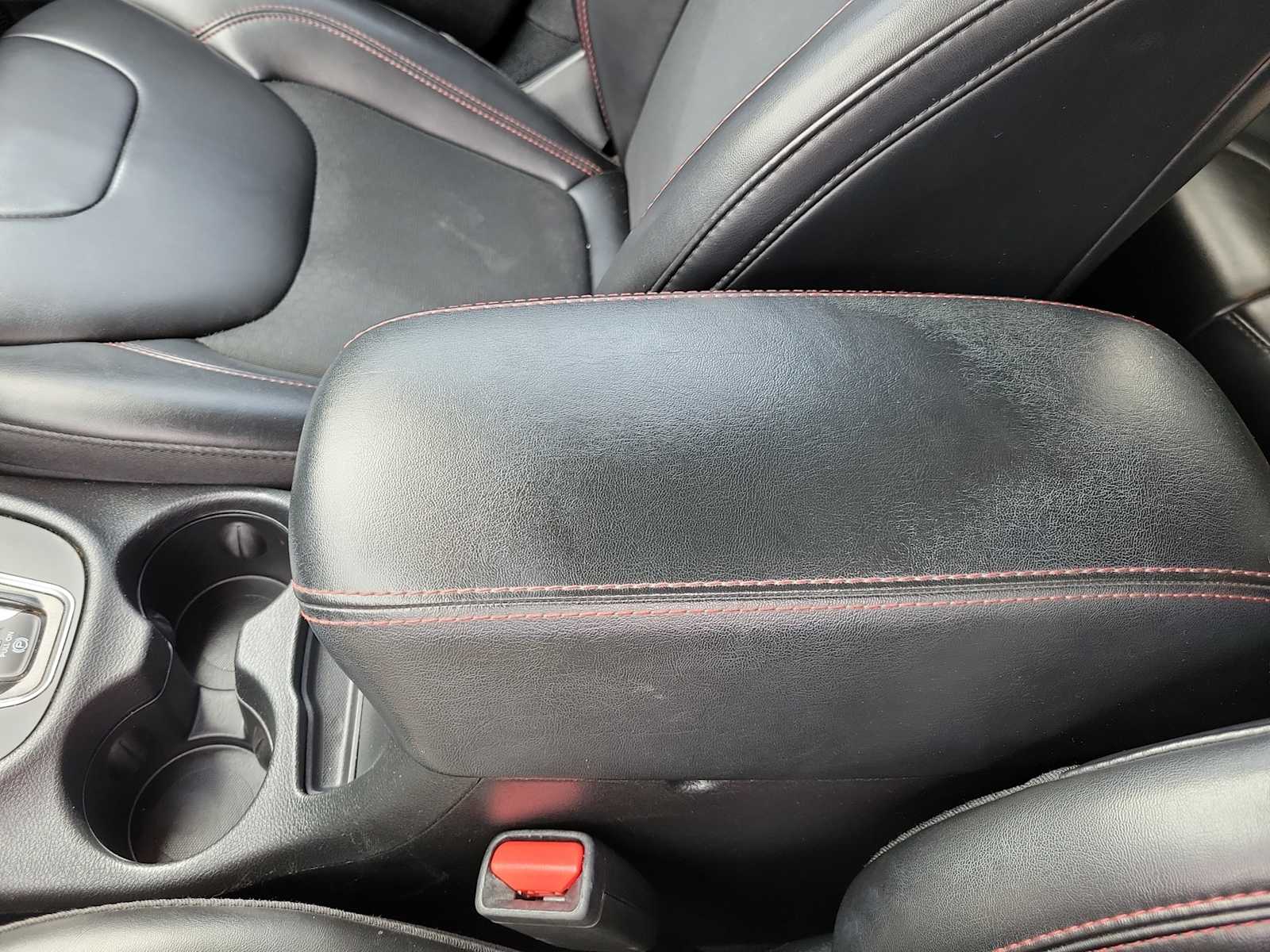 Thumbnail: 2020 Jeep Cherokee - 16