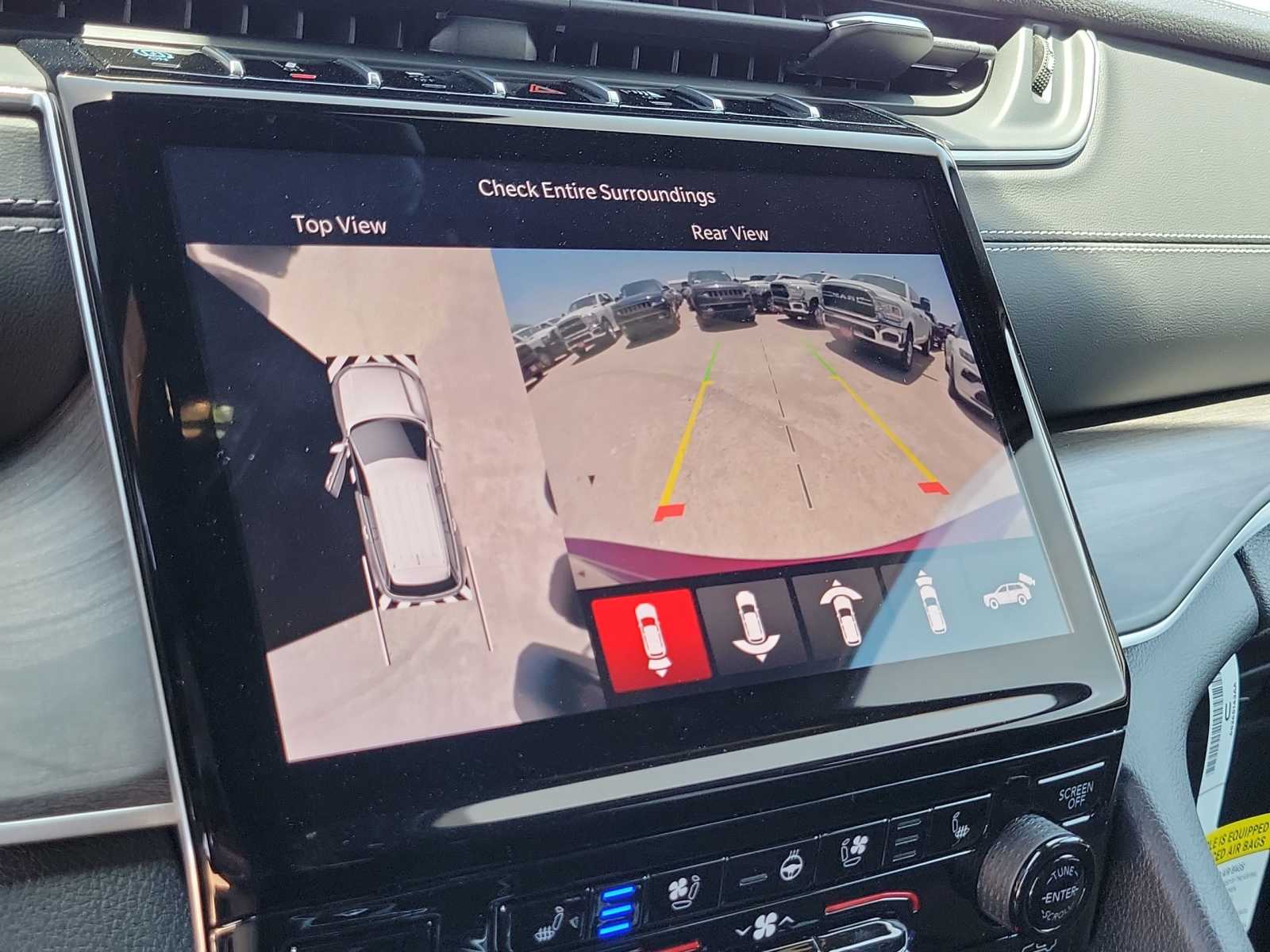 Thumbnail: 2024 Jeep Grand Cherokee - 20