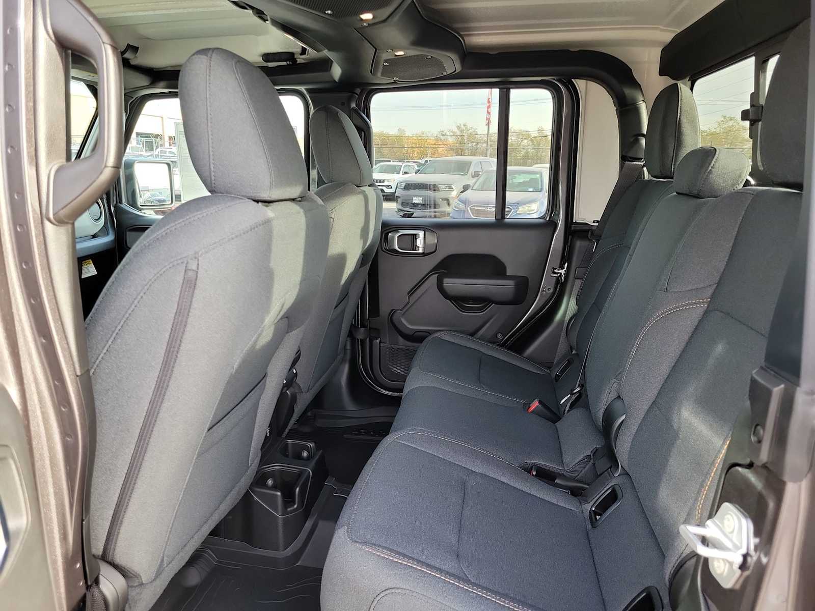 Thumbnail: 2026 Jeep Gladiator - 12