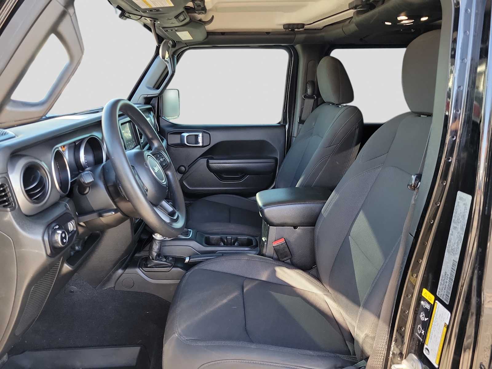 Thumbnail: 2023 Jeep Gladiator - 11