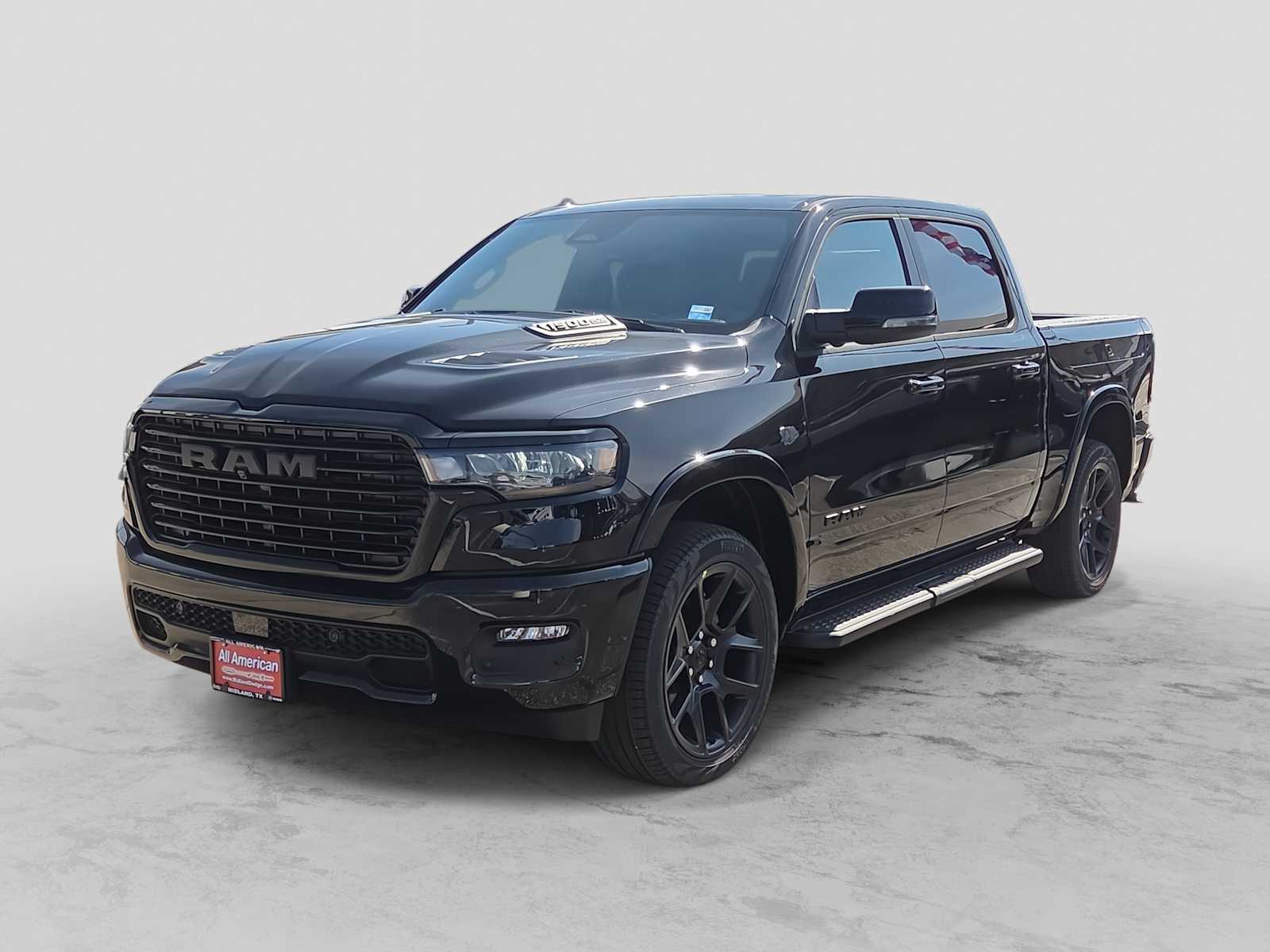 2027 Ram 1500 LARAMIE CREW CAB 4X4 Pickup