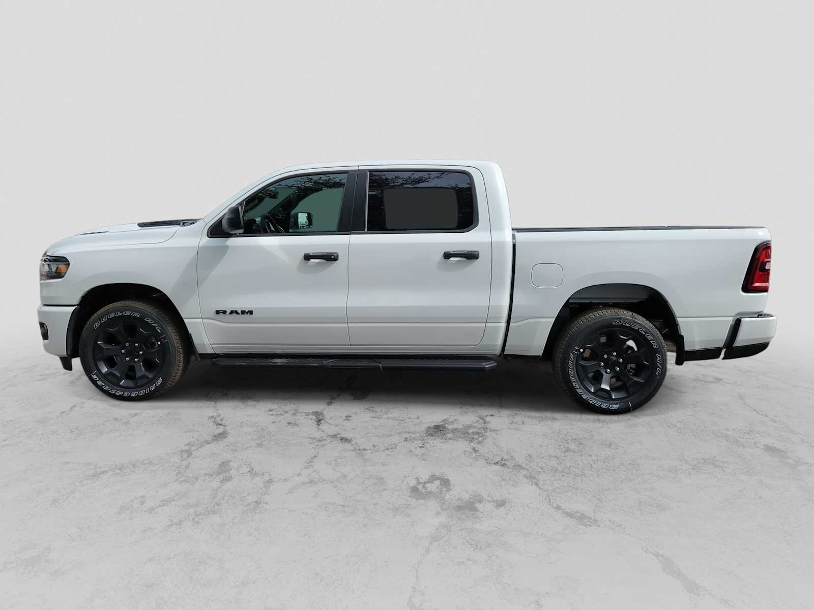 Thumbnail: 2026 RAM 1500 - 3