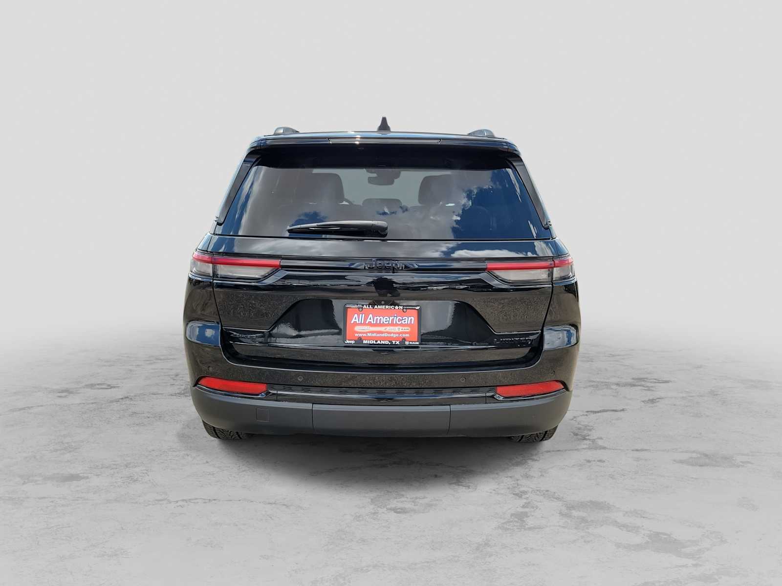 Thumbnail: 2023 Jeep Grand Cherokee - 5