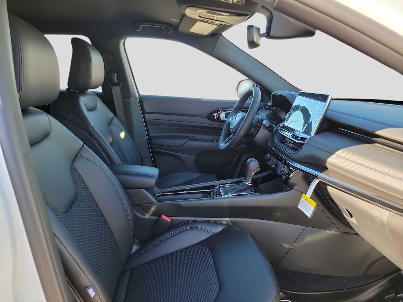 Thumbnail: 2026 Jeep Compass - 14