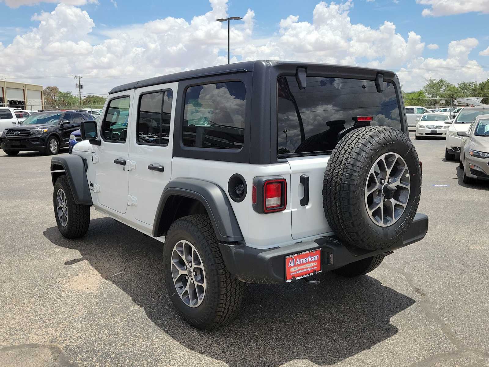 Thumbnail: 2025 Jeep Wrangler - 4