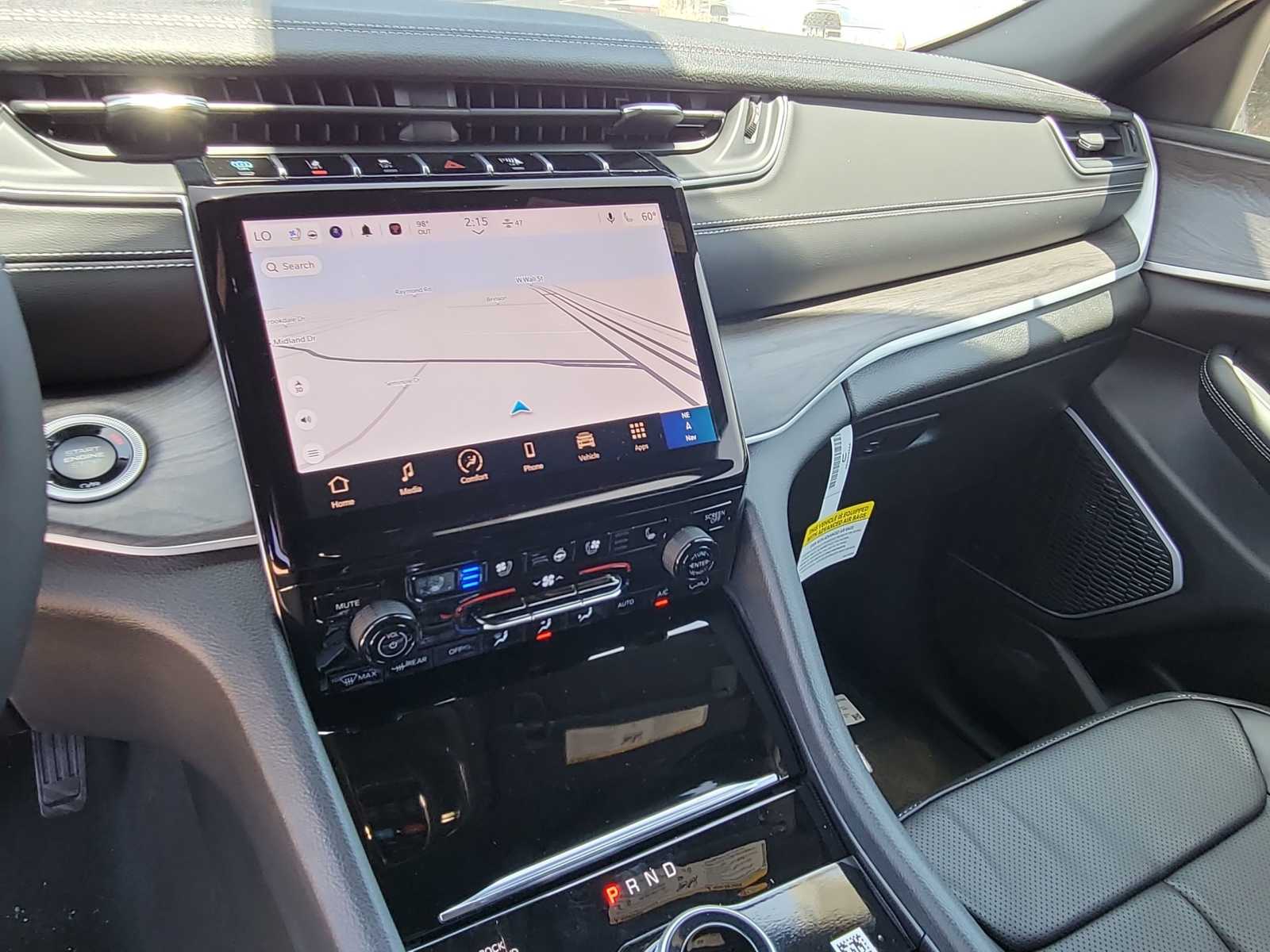 Thumbnail: 2024 Jeep Grand Cherokee - 21