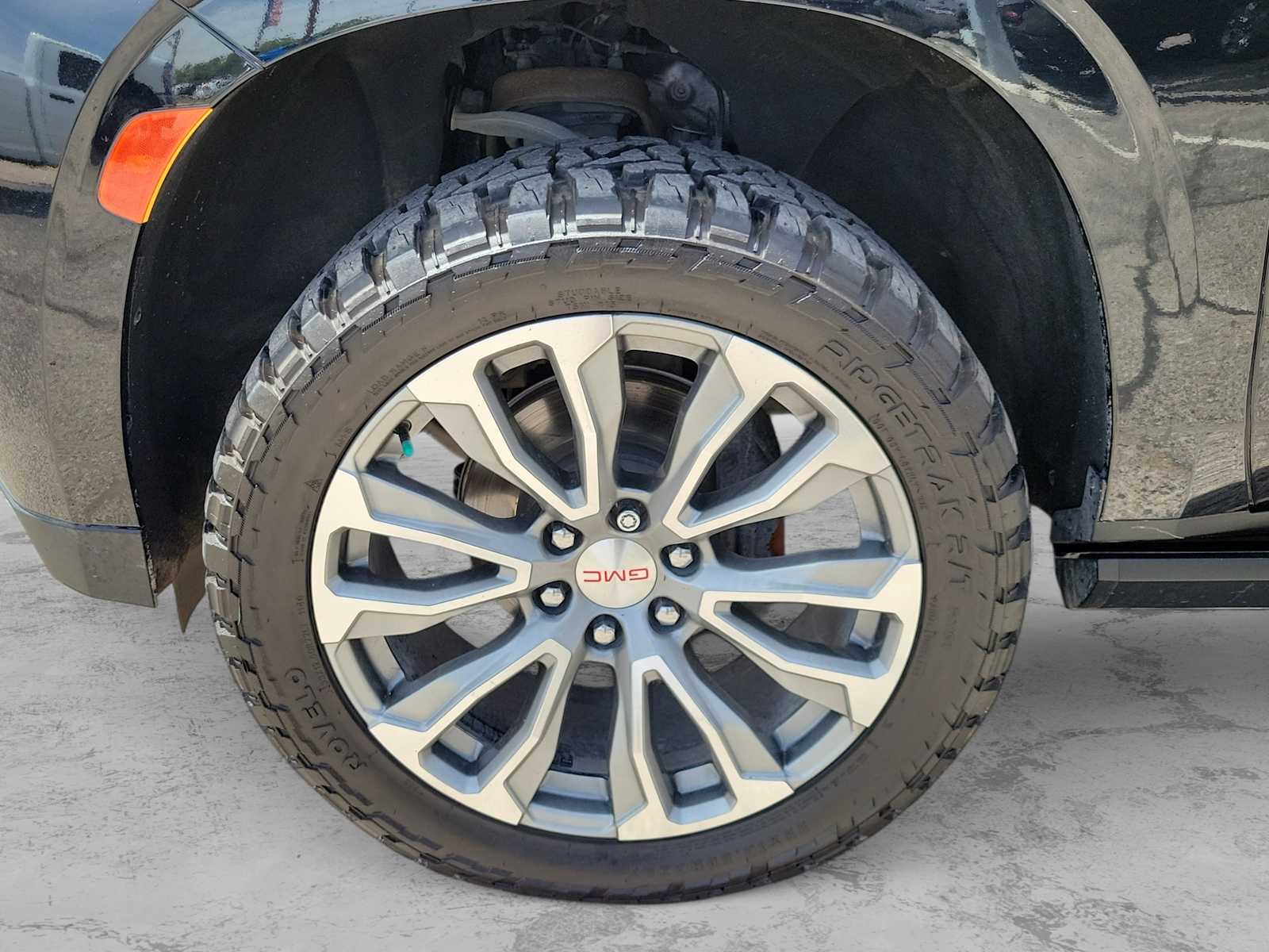 Thumbnail: 2021 GMC Yukon - 4