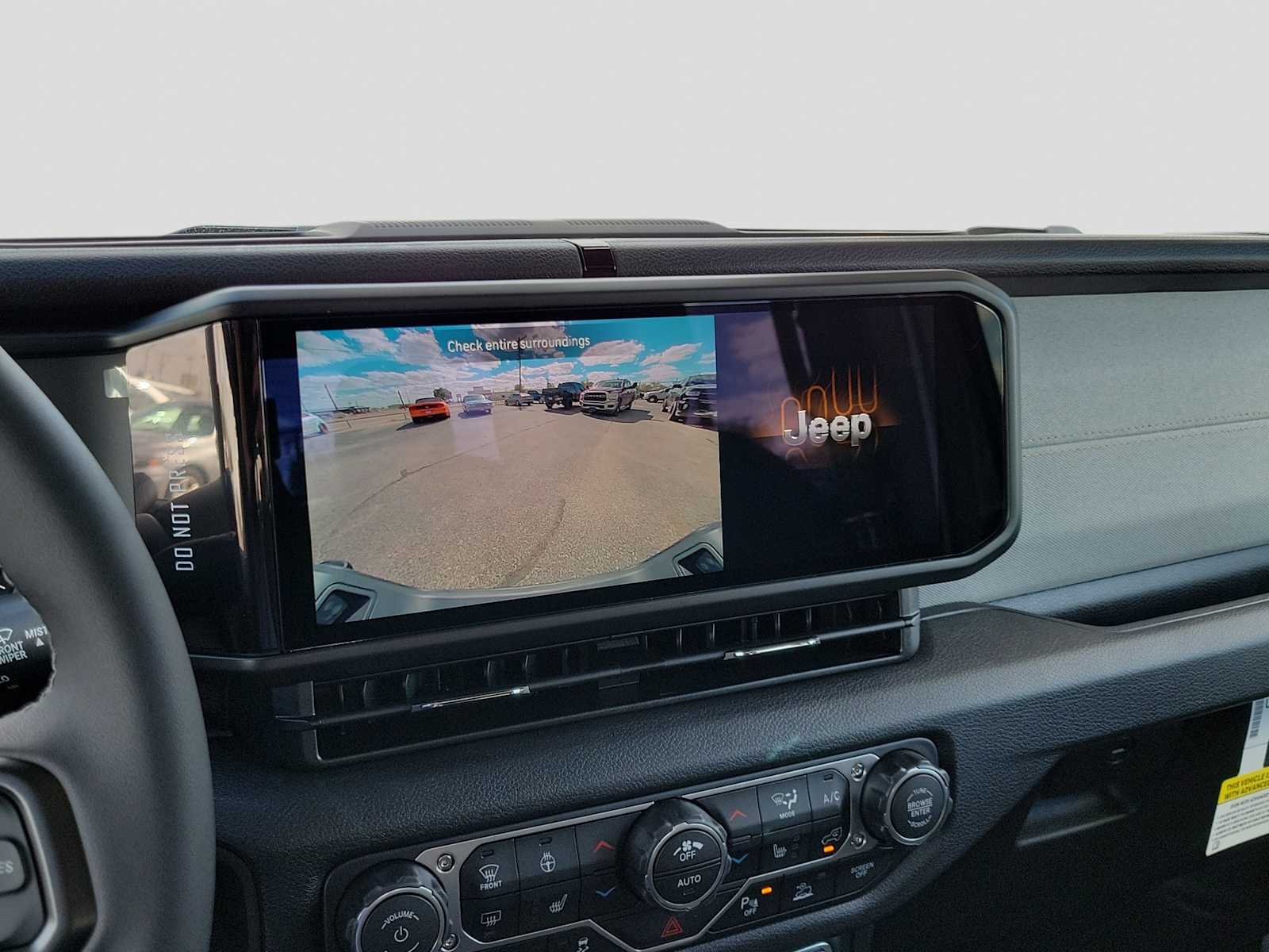 Thumbnail: 2025 Jeep Gladiator - 20