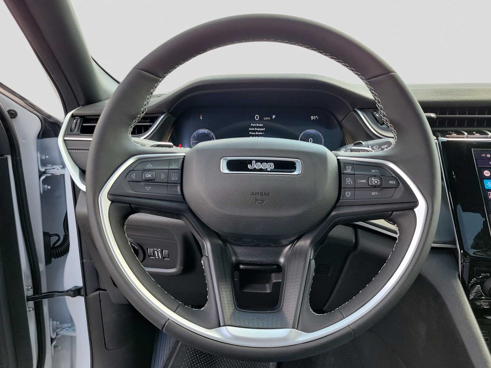 Thumbnail: 2025 Jeep Grand Cherokee - 15