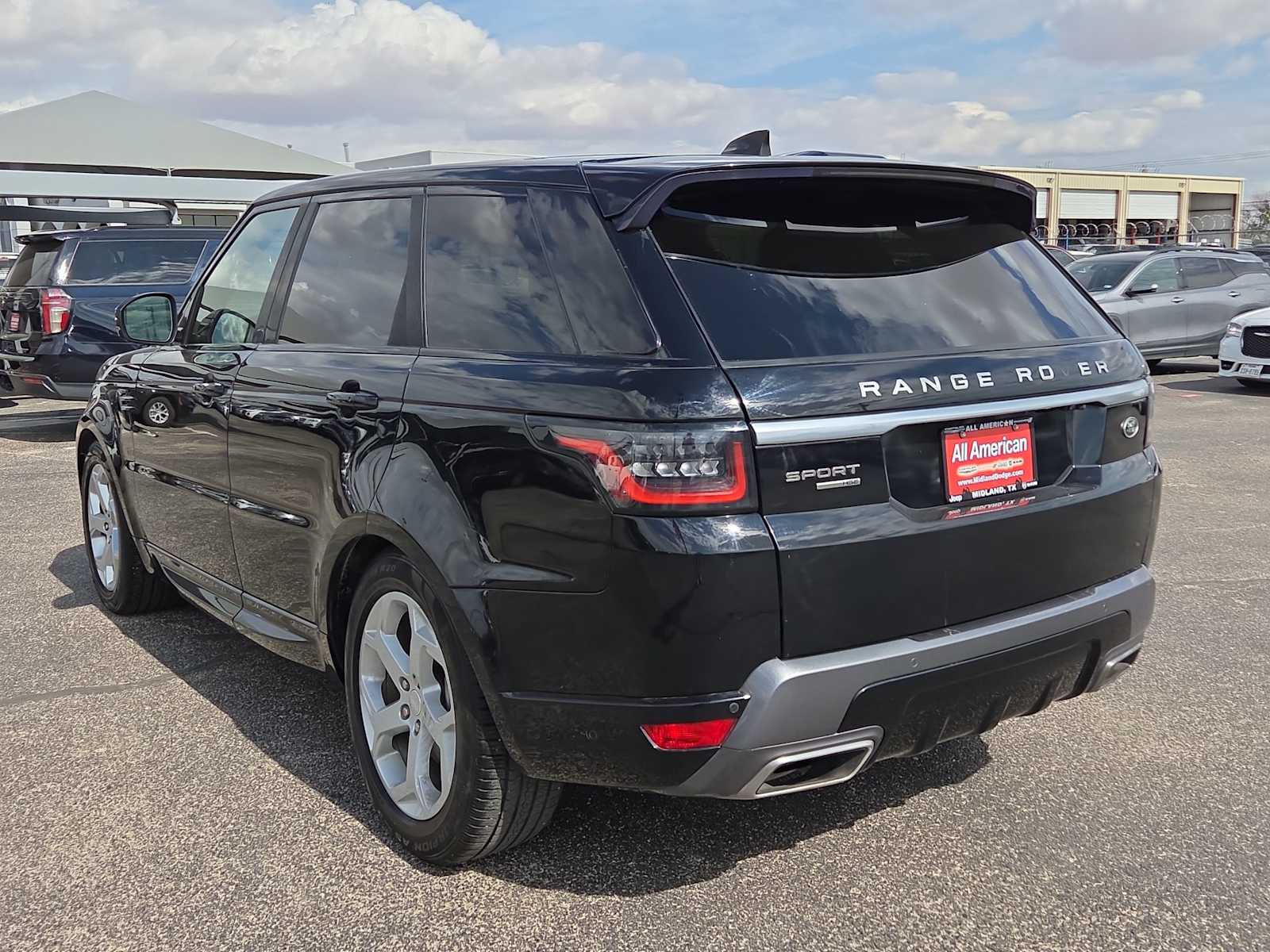 2019 Land Rover Range Rover Sport HSE photo 3