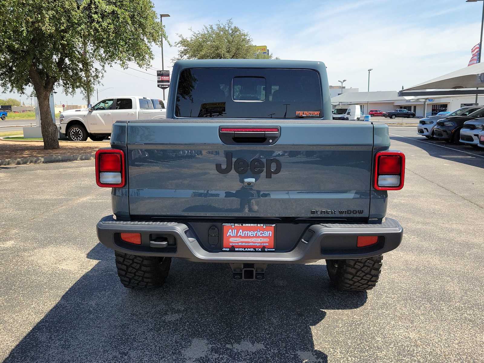 Thumbnail: 2025 Jeep Gladiator - 5