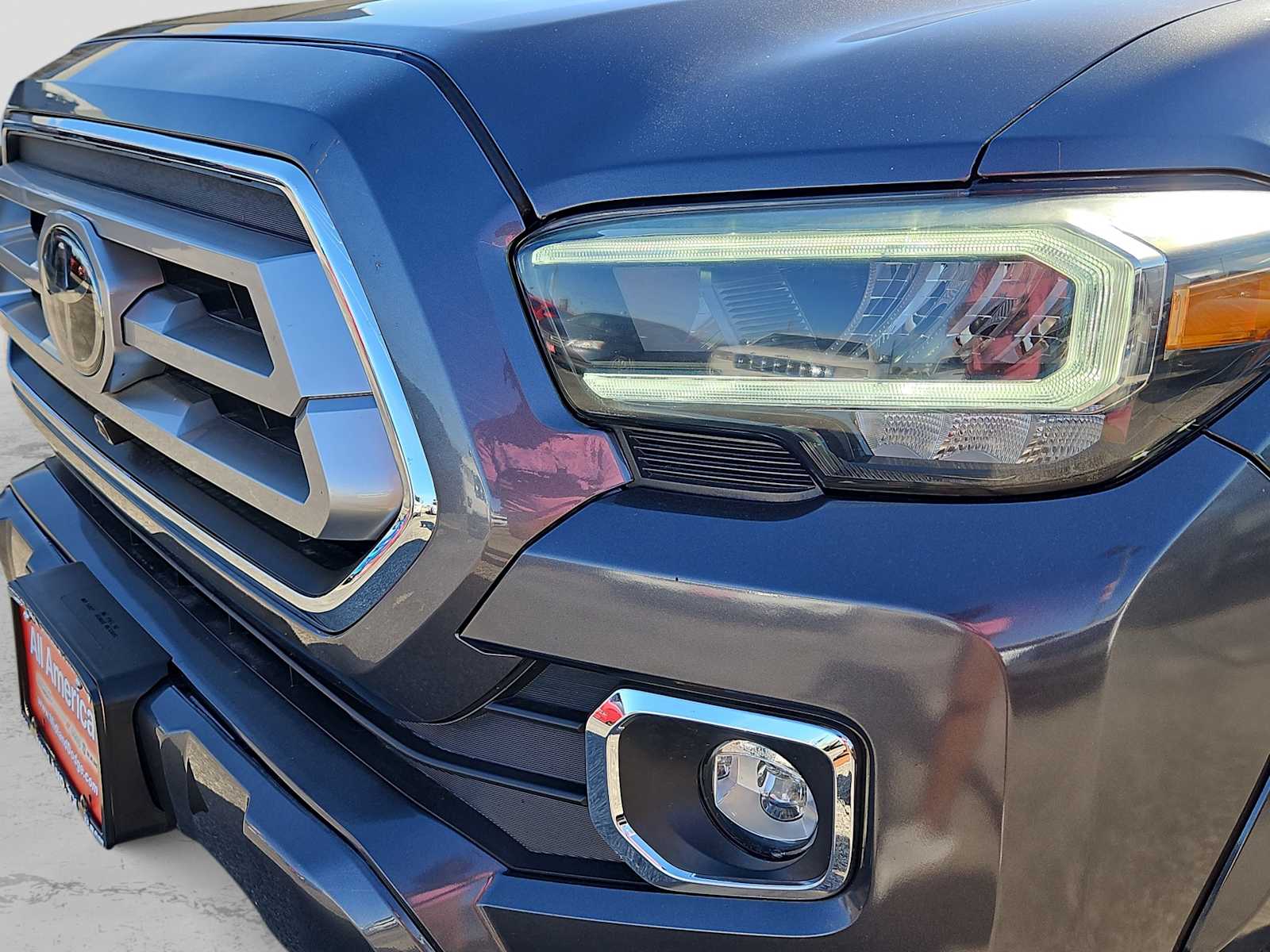 Thumbnail: 2022 Toyota Tacoma - 4